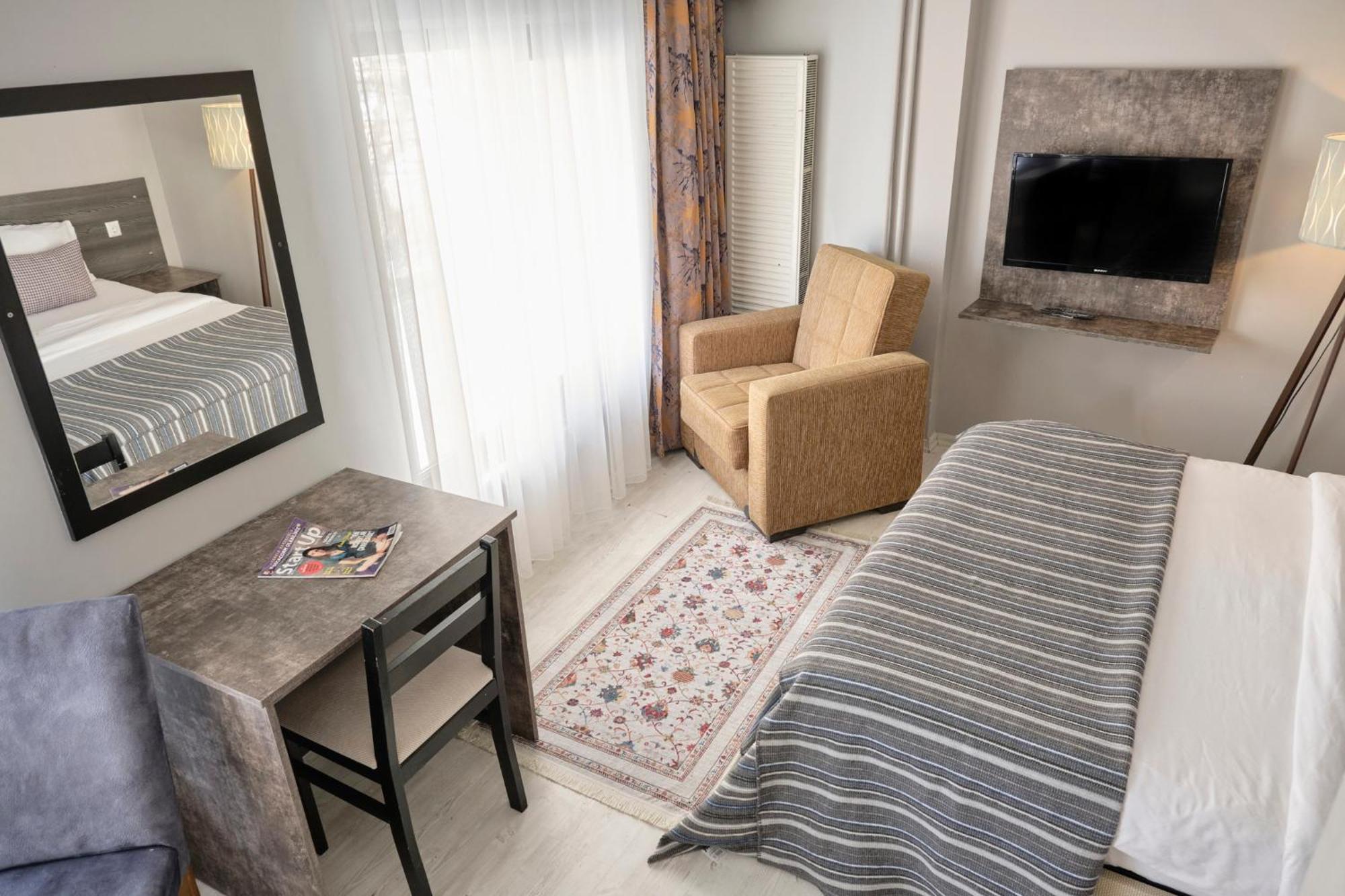 The Breeze Hotel Εσκίσεχιρ Εξωτερικό φωτογραφία